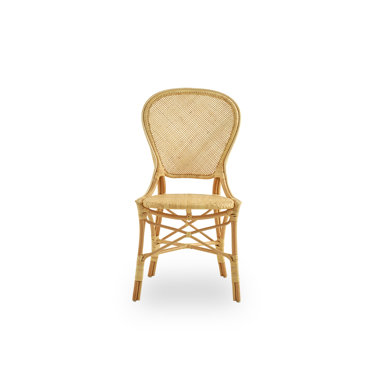 Vista frontal de la silla de comedor Rossini hecha de ratán natural.
Silla de mimbre elegante con respaldo redondo en un diseño sencillo. Hecha a mano con ratán de alta calidad.