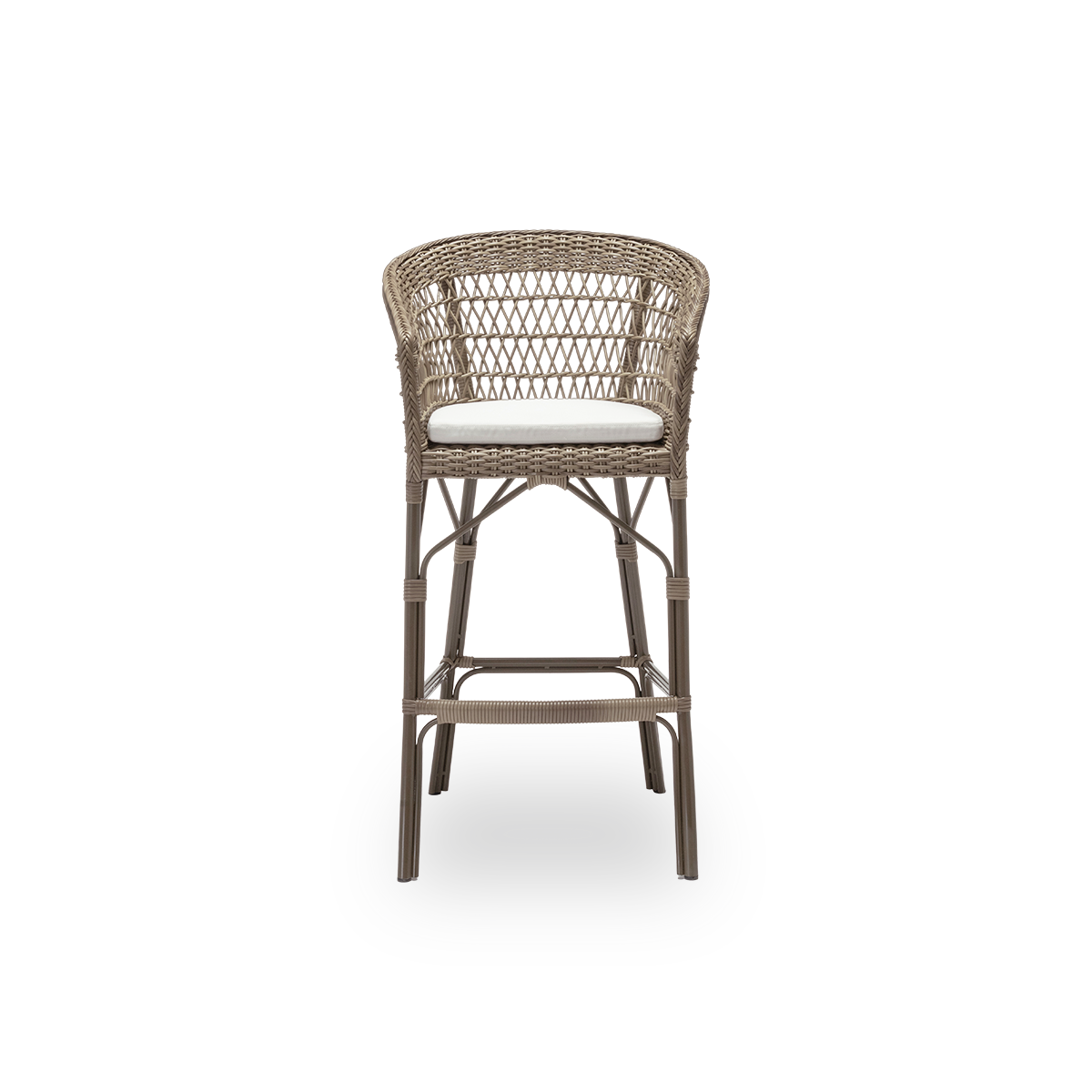 Vista frontal del taburete de bar de exterior Emma con cojín de asiento, en ArtFibre gris antiguo y aluminio. De la colección Georgia Garden de Sika-Design, apta tanto para el hogar como para hoteles y restaurantes.