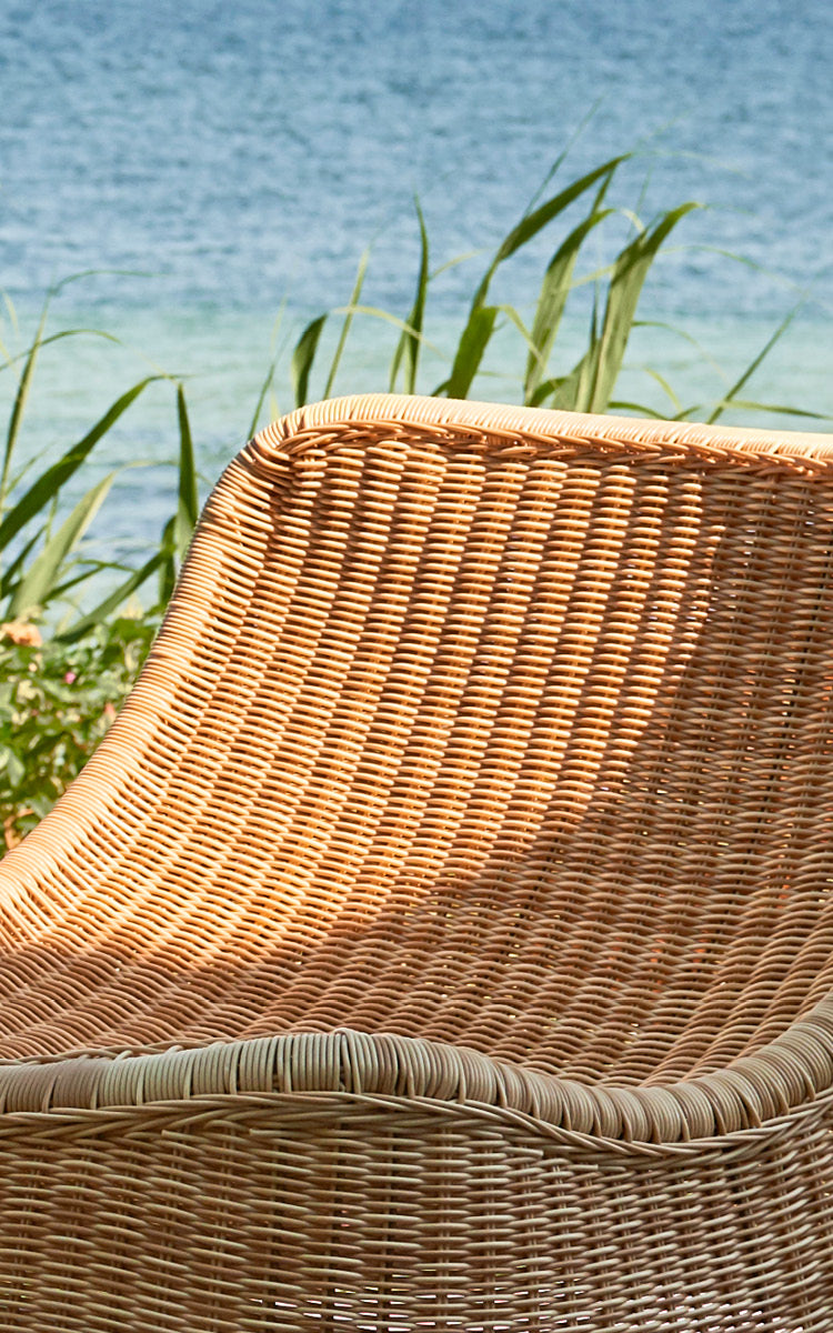 Esta es una imagen de detalle de Chill sillón lounge en natural core weave ArtFibre Aluminium.