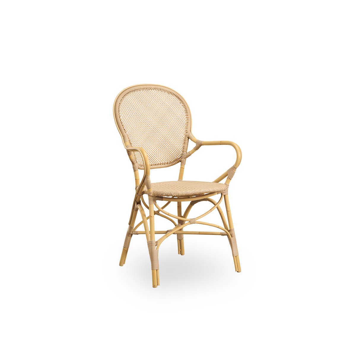 Vista lateral de la silla de comedor exterior Rossini con brazos en color Natural. Silla elegante con respaldo redondo y reposabrazos de diseño sencillo. Estructura de aluminio con acabado en apariencia de ratán y asiento y respaldo tejidos en ArtFibre.
