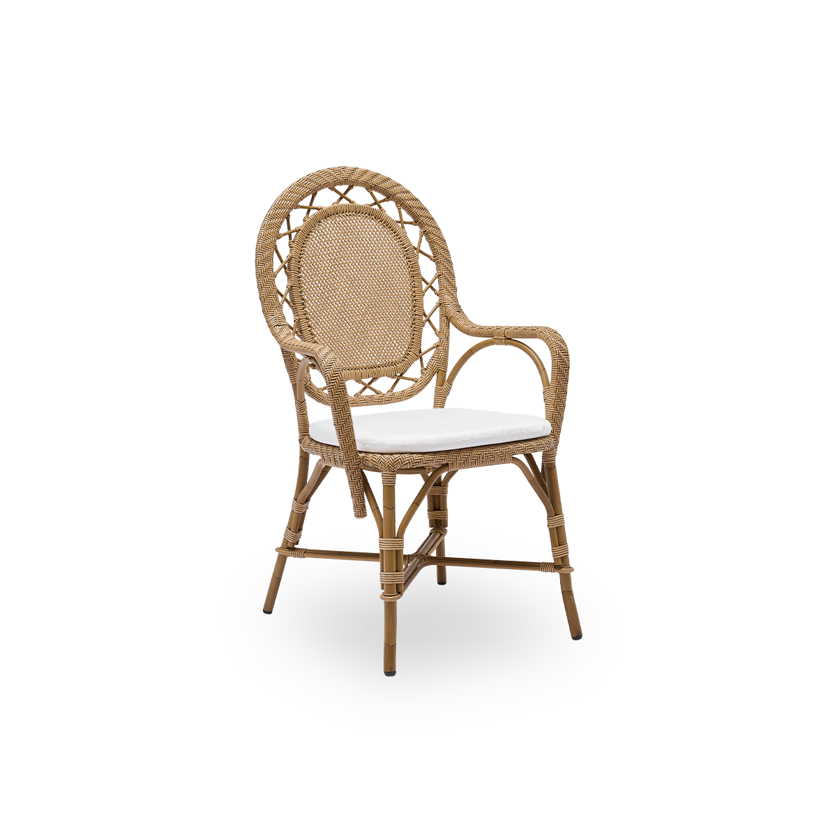Vista lateral de la silla de comedor exterior Romantica en color Antique Brown. Elegante y romántica silla de comedor con respaldo redondo y asiento completamente tejido, con un encantador diseño danés. Estructura de aluminio con acabado en apariencia de
