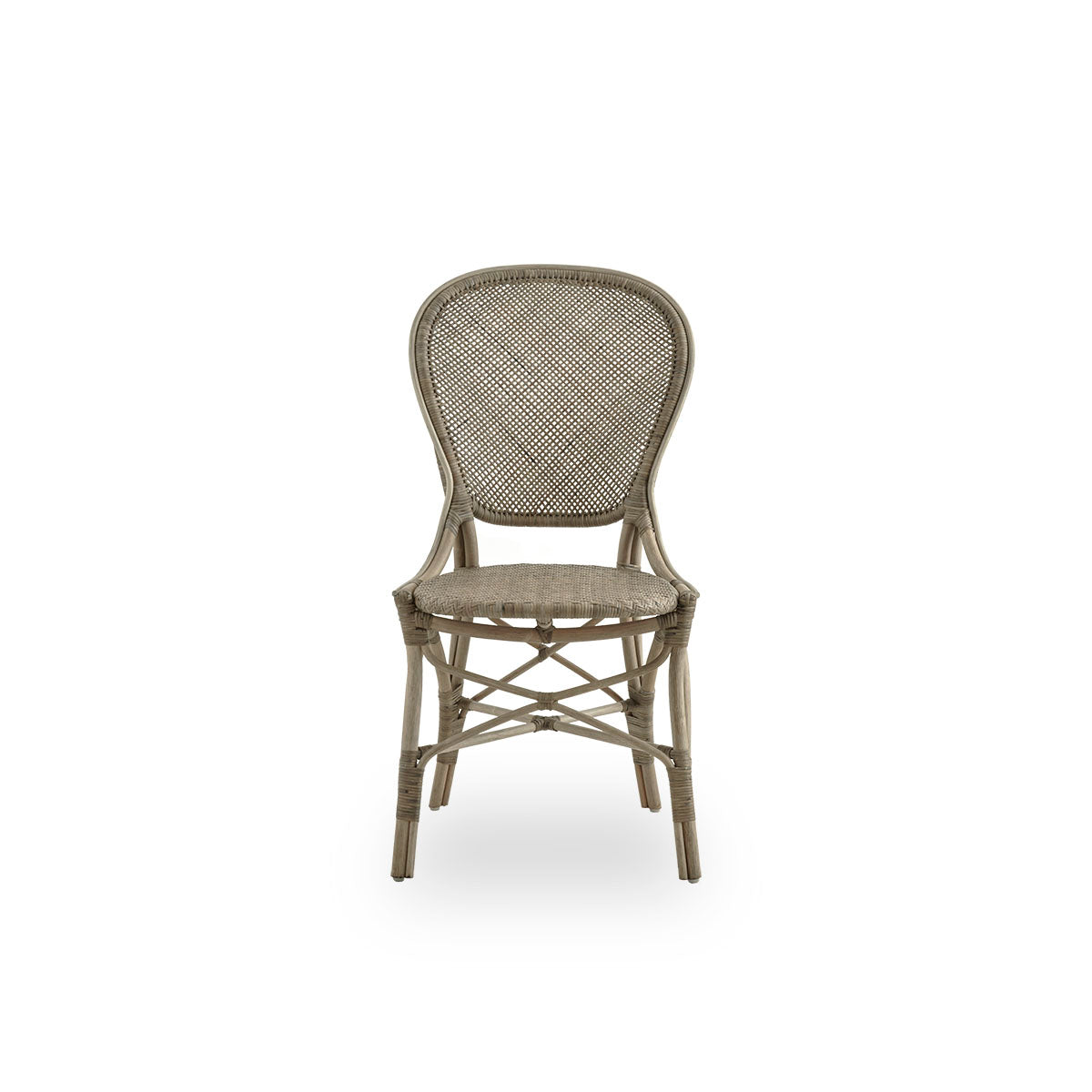 Front view of the Rossini dining chair in taupe color.
Elegant wicker chair with round backrest in a simple design. Handcrafted from high-quality rattan.