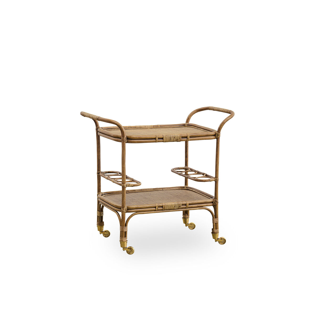 Vista lateral del carrito de bar Carlo, hecho a mano en ratán de alta calidad de Indonesia con acabado marrón antiguo, con tejidos detallados sobre una estructura sólida de ratán.