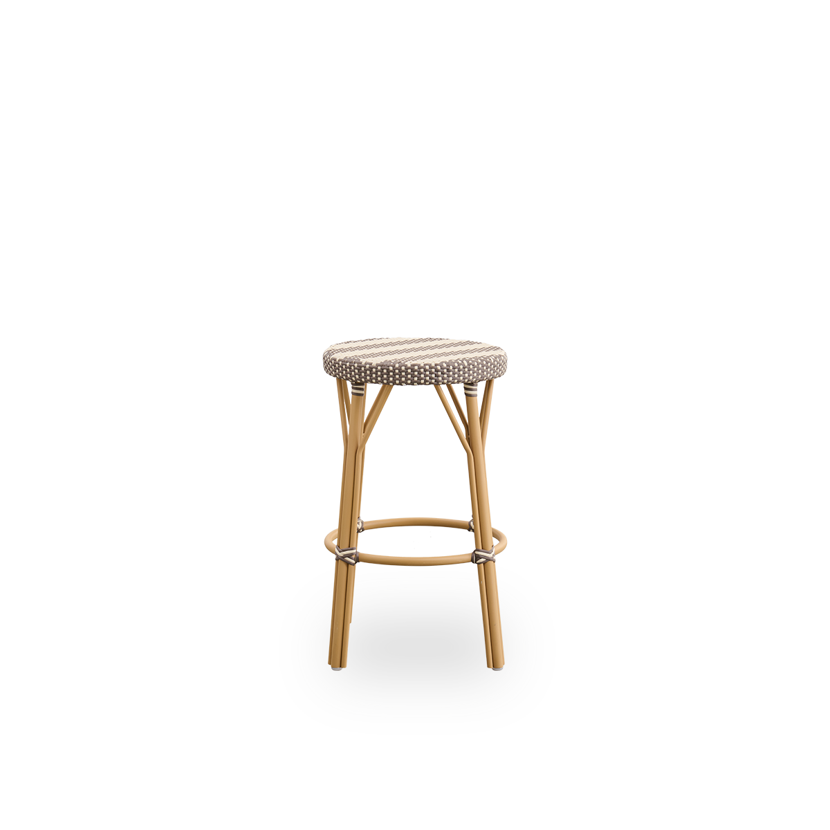 Vista lateral del taburete de mostrador exterior Simone altura 68 cm. Estructura de aluminio en color almendra con reposapiés, con asiento redondo completamente tejido a mano en ArtFibre con rayas anchas en marfil y marrón. Taburete apilable.