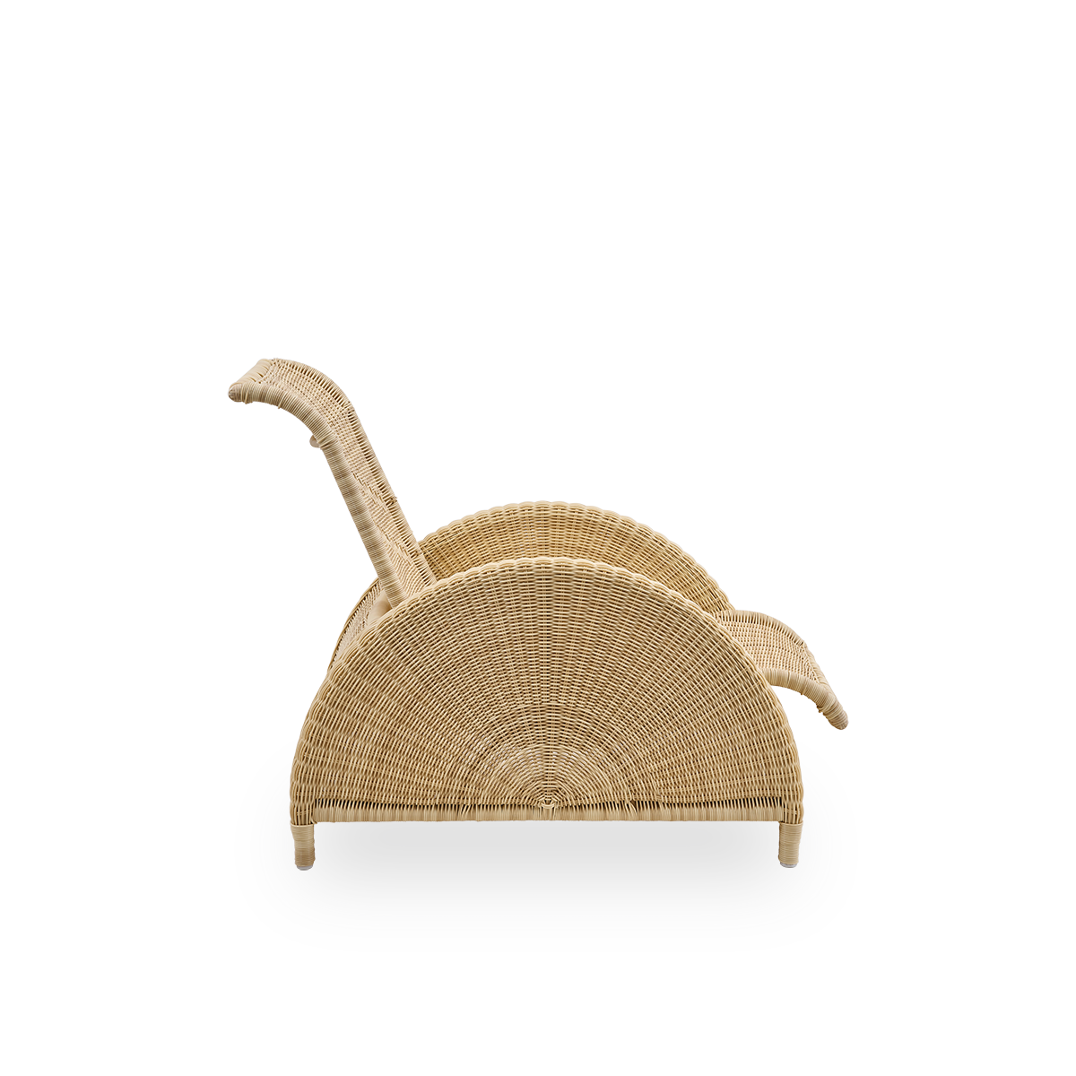 Vista lateral de la silla lounge de exterior Paris, diseño icónico de Arne Jacobsen. Estructura de aluminio completamente tejida con ArtFibre.