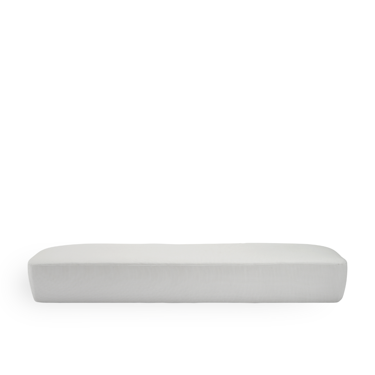 Imagen de Seat cushion | Charlottenborg Exterior 3-Seater Sofa presentada con tela blanca