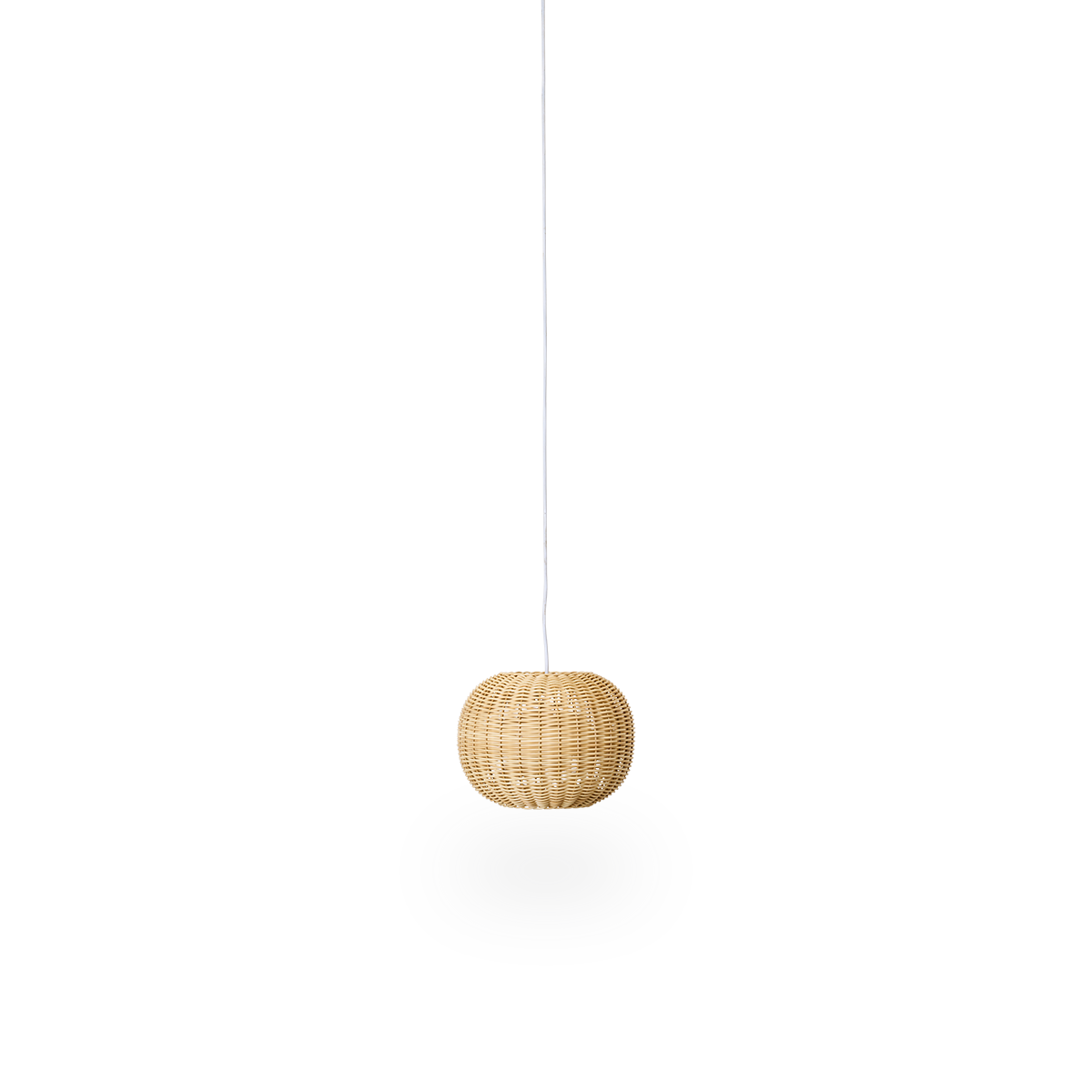 Pantalla de lámpara exterior Tangelo, diseñada por Darcy Clarke, tamaño Extra Pequeño, Ø24 cm. Hecha a mano en ArtFibre resistente a la intemperie con estructura interna de acero que le proporciona buen peso y estabilidad.