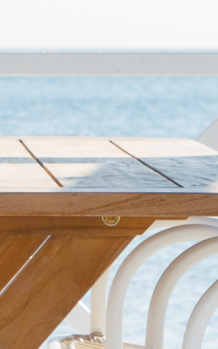 Esta es una imagen de detalle de Colonial mesa 160 en outdoor Teak.