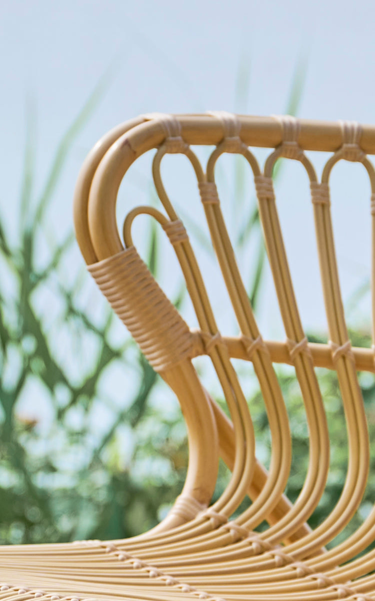 Esta es una imagen de detalle de Fox sillón lounge exterior en natural Aluminium ArtFibre.