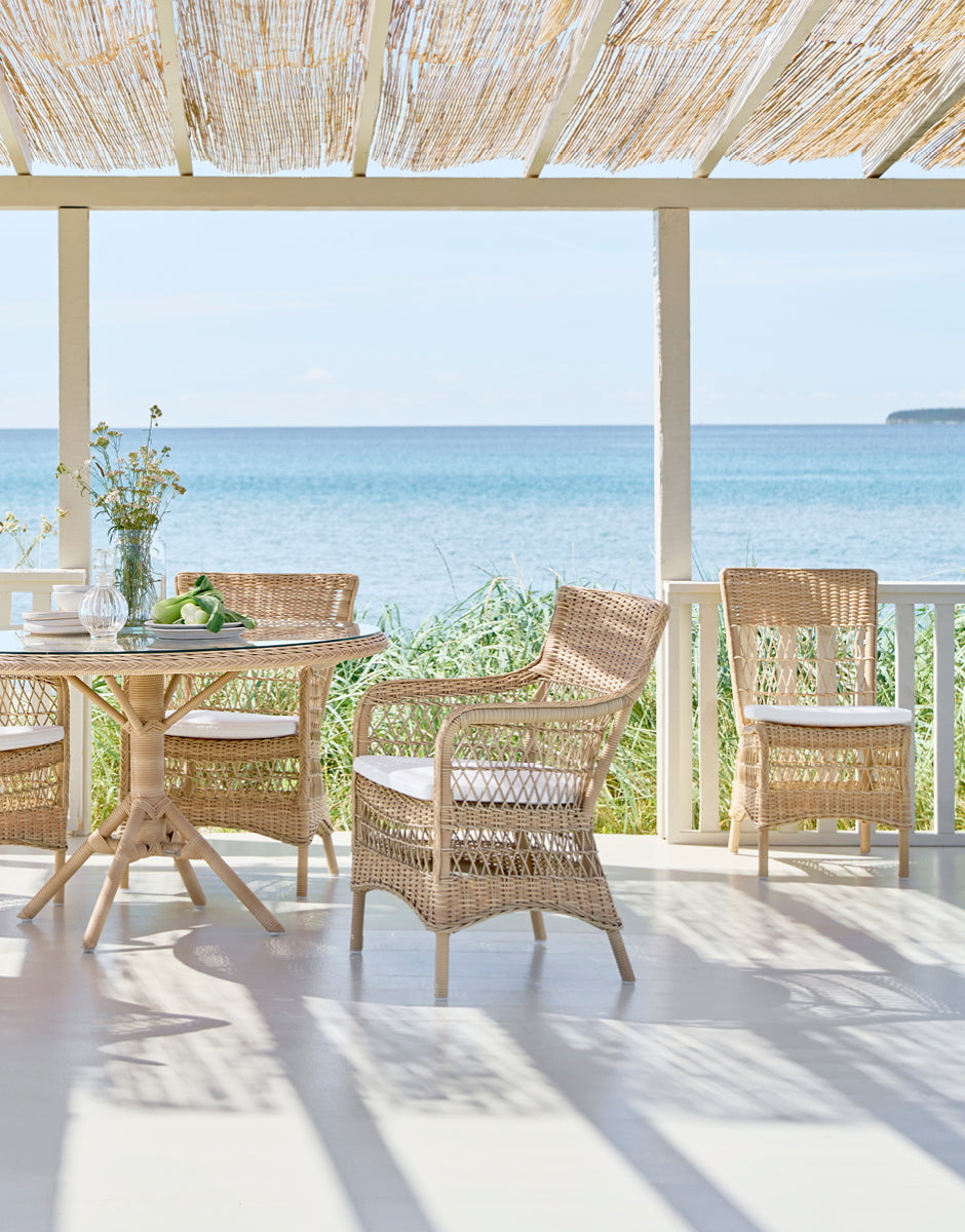 Sika-Design Georgia Garden Colección — una colección Exterior que combina tejido ArtFibre con un marco de aluminio en tonos suaves inspirados en el jardín