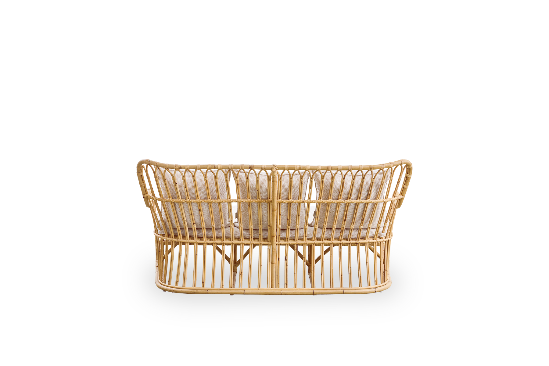 Vista trasera sencilla del sofá de mimbre Tulip, diseñado por Tove Kindt-Larsen, con líneas suaves y orgánicas. Hecho a mano con ratán indonesio de alta calidad.