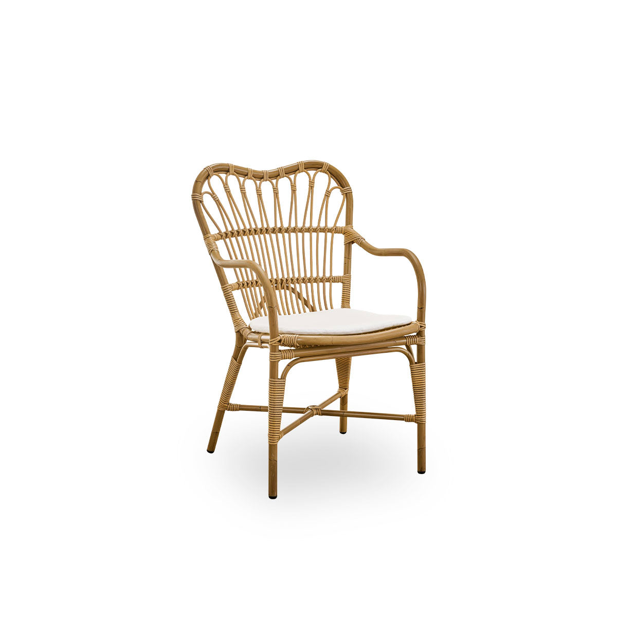 Side view of Margret outdoor dining chair with high wide backrest and curved armrests. Aluminium frame in Antique brown rattan look with ArtFibre windings.  