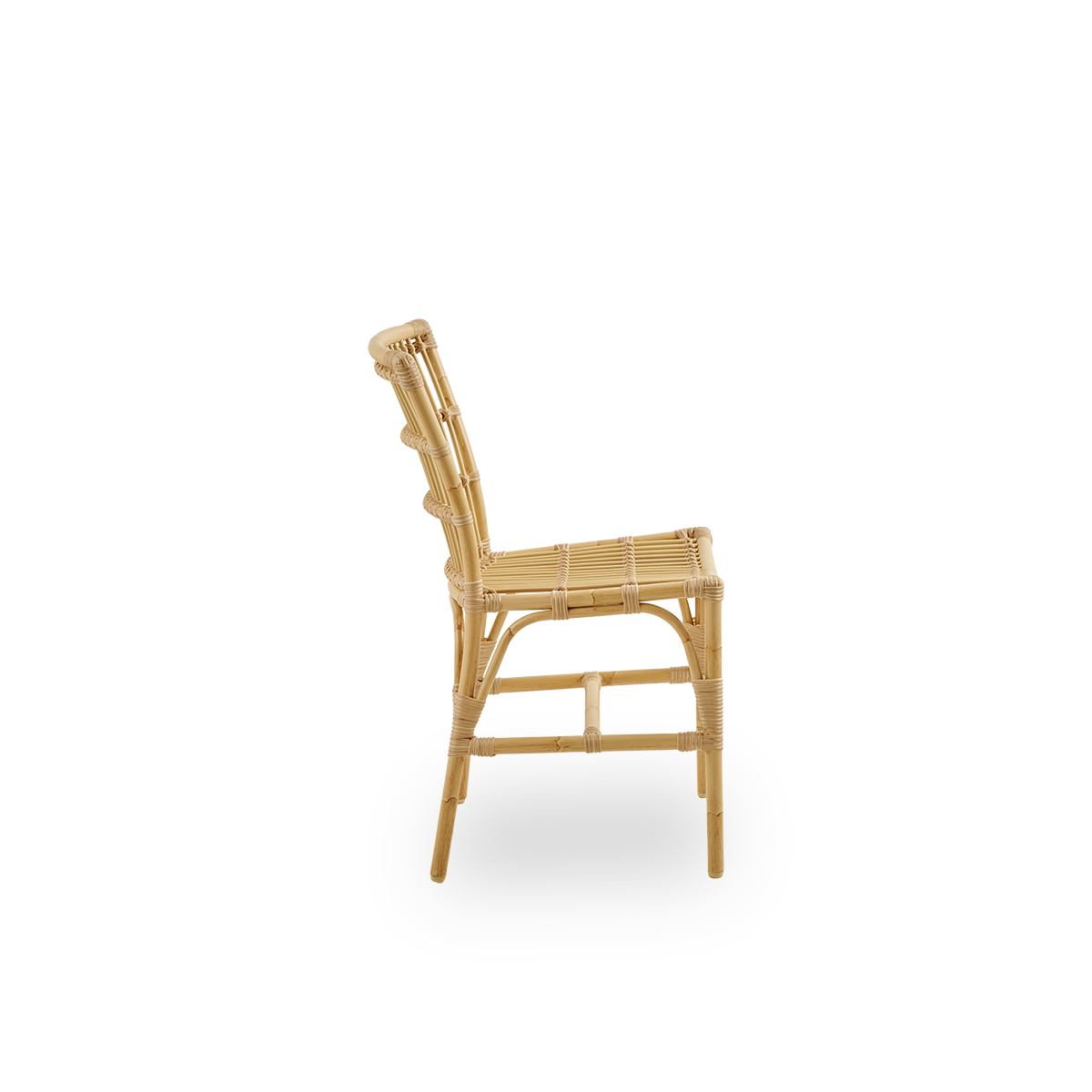 Vista lateral de la silla de comedor de exterior Elisabeth con aspecto de ratán. Una pequeña silla de comedor de exterior de diseño minimalista. Estructura de aluminio con trenzado ArtFibre.