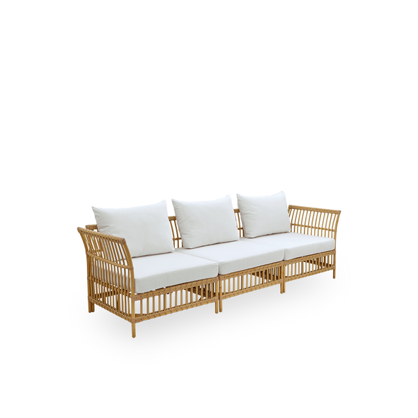 Esta es una imagen de detalle de Maggie Sofa Corner Module en natural aluminium artfibre.