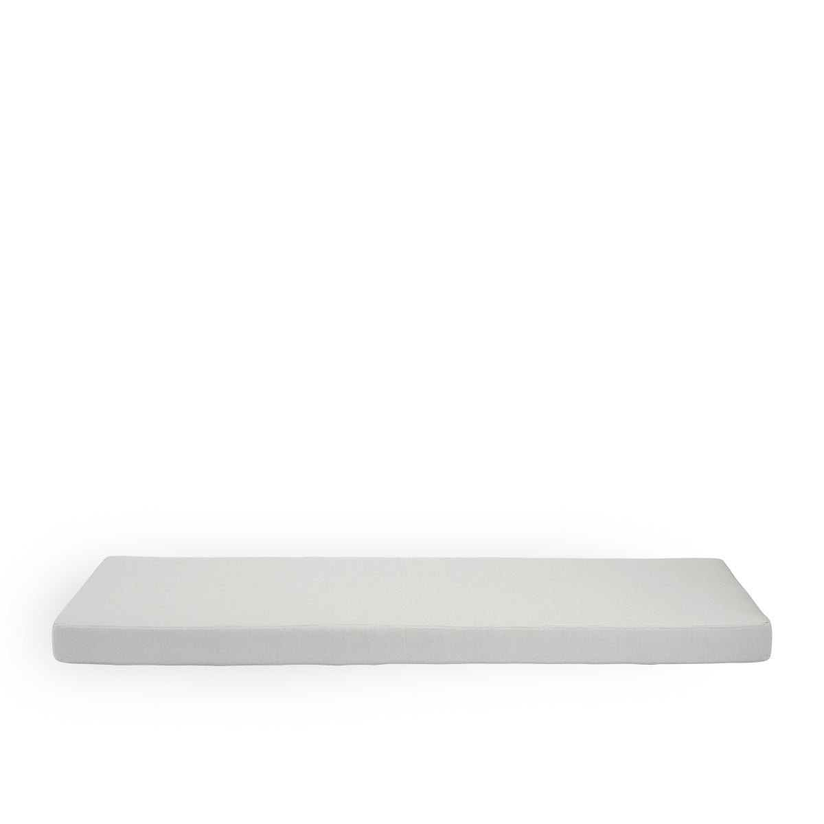 Imagen de Seat cushion | Caroline Exterior Sofa presentada con tela blanca