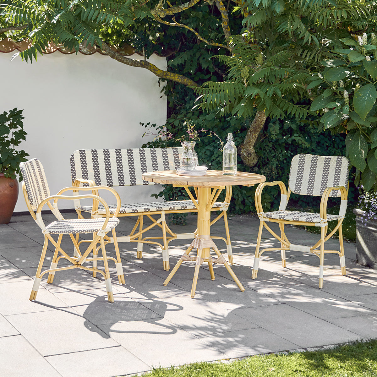 Silla Bistro Exterior